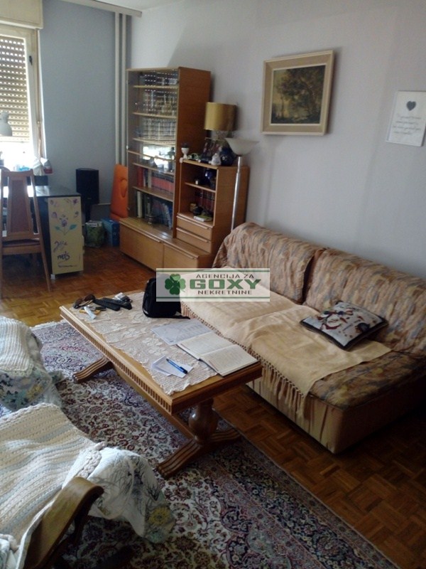 Prodaja Dvosoban Stan 61m2 Julino Brdo Beograd Estitor