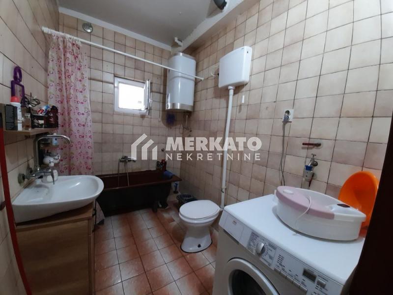 Prodaja,  kuća, 242m2, Gradnulica, Zrenjanin