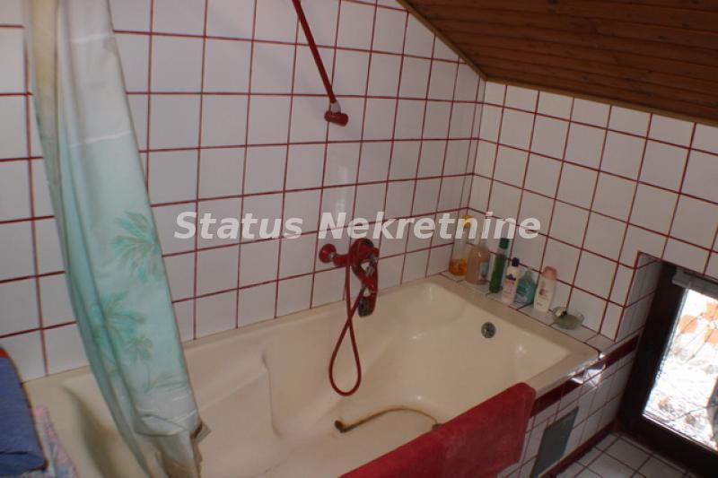 Prodaja,  kuća, 200m2, Kikinda