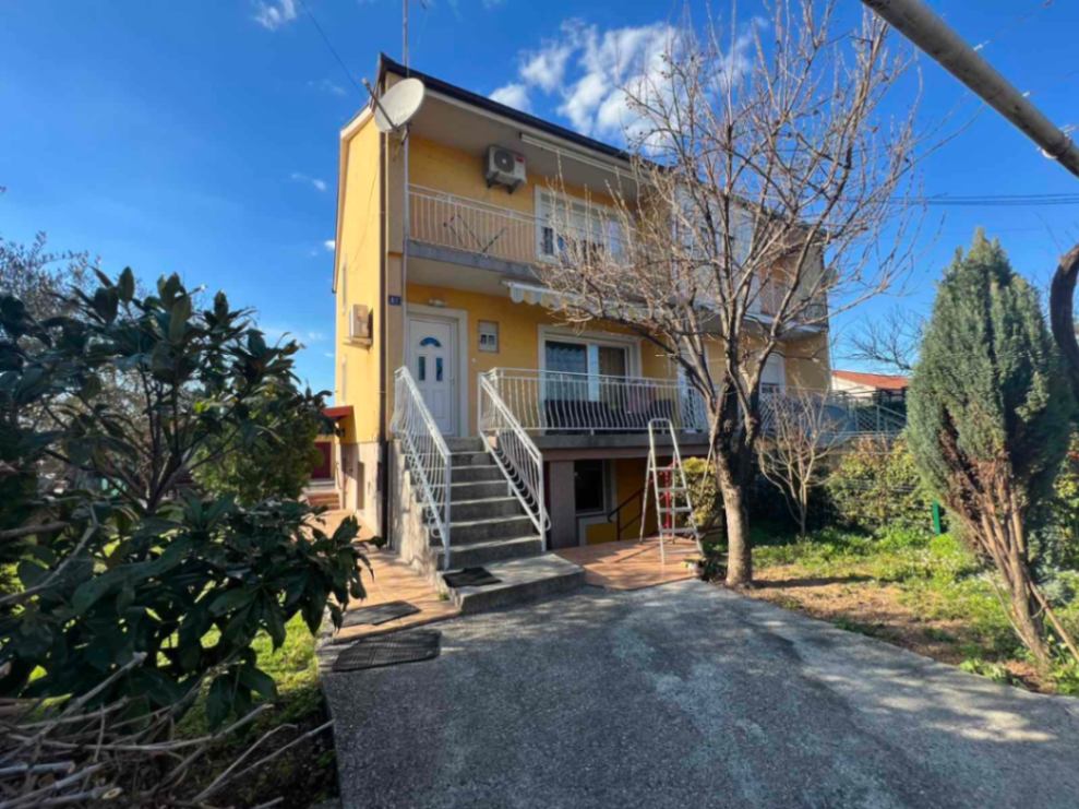 Izdavanje, kuća, 170m2, Tološi, Podgorica Izdavanje, kuća, 170m2, Tološi, Podgorica