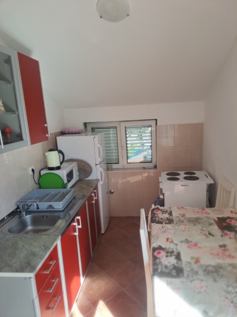 Izdavanje, jednosoban stan, 43m2, Herceg Novi Izdavanje, jednosoban stan, 43m2, Herceg Novi