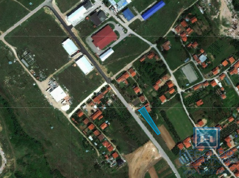 Prodaja,  zemljište, 700m2, Vranje