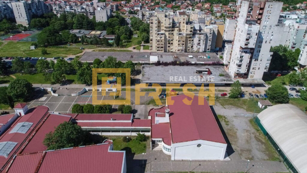 Prodaja,  poslovni prostor, 972m2, Blok 9, Podgorica