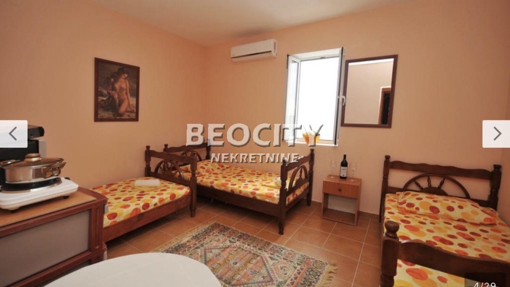 Prodaja, četvorosoban stan, 75m2, Centar, Petrovac Prodaja, četvorosoban stan, 75m2, Centar, Petrovac