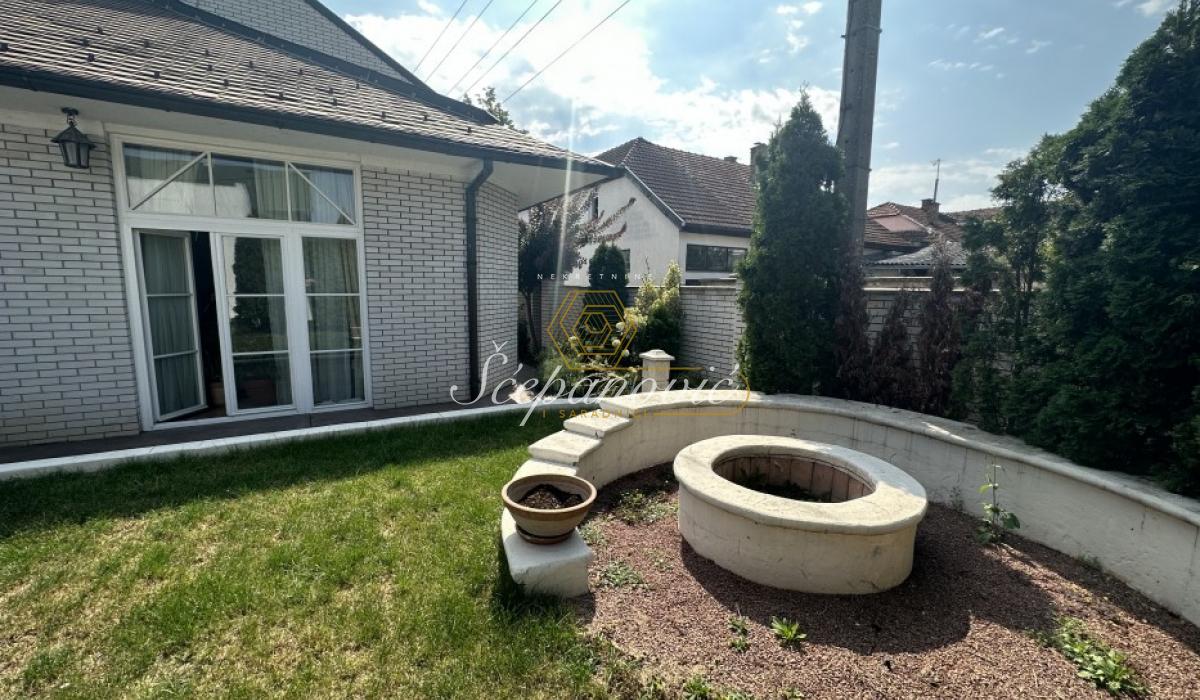 House for Sale, 93m2, Telep, Novi Sad, Novi Sad Estitor