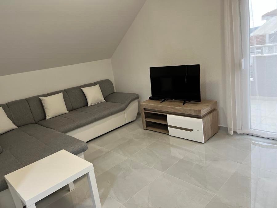 Izdavanje, stan, 50m2, Baošići, Herceg Novi Izdavanje, stan, 50m2, Baošići, Herceg Novi