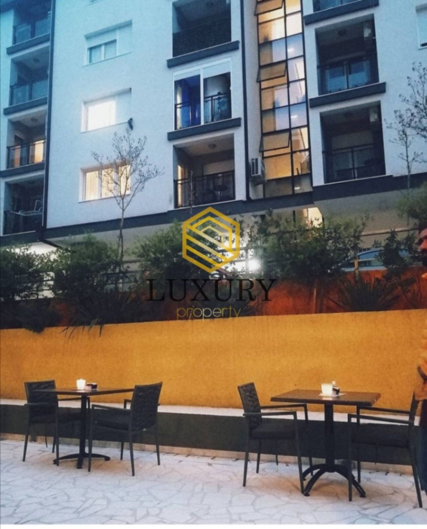 Prodaja, poslovni prostor, 34m2, Blok 6, Podgorica Prodaja, poslovni prostor, 34m2, Blok 6, Podgorica