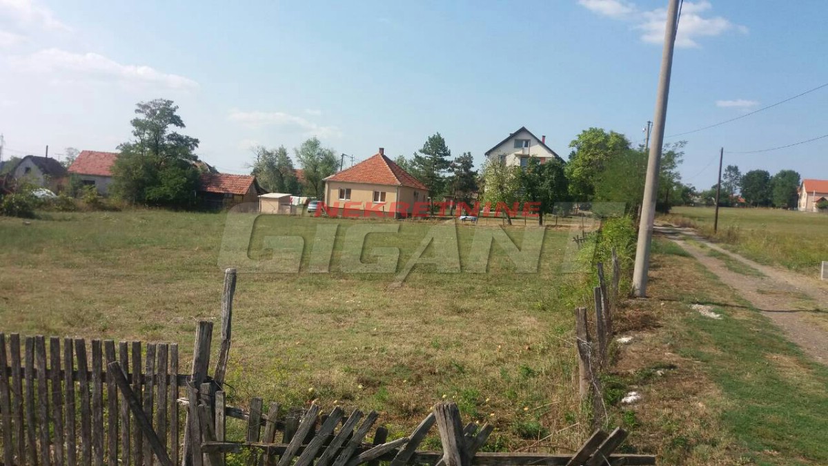 Prodaja, zemljište, 1300m2, Stepojevac, Lazarevac, Beograd Prodaja, zemljište, 1300m2, Stepojevac, Lazarevac, Beograd