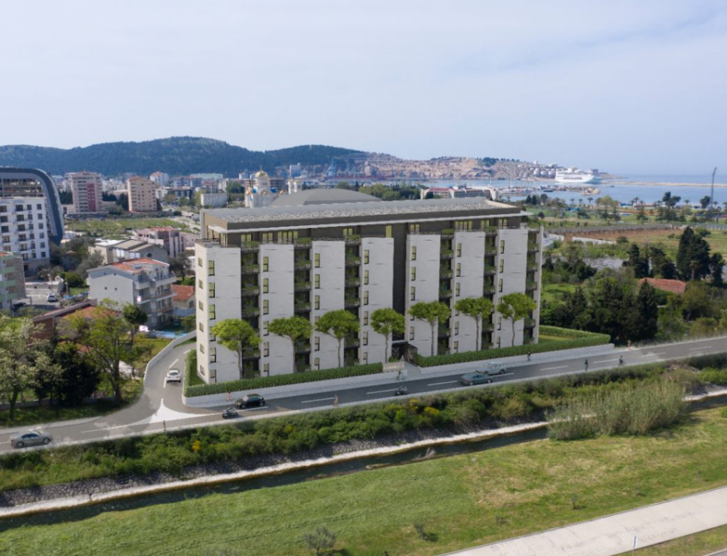 Prodaja, trosoban stan, 120m2, Centar, Bar