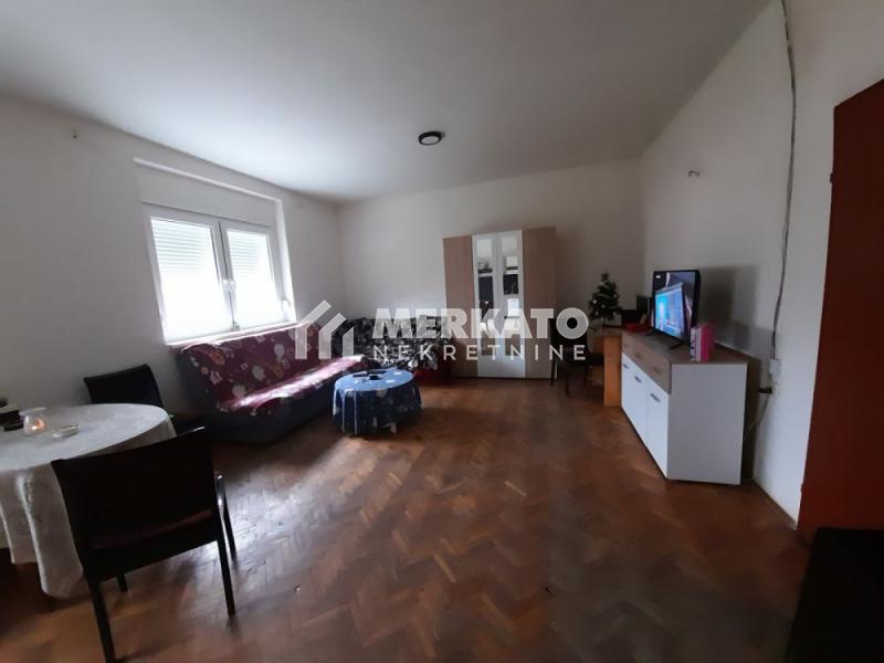Prodaja,  kuća, 242m2, Gradnulica, Zrenjanin