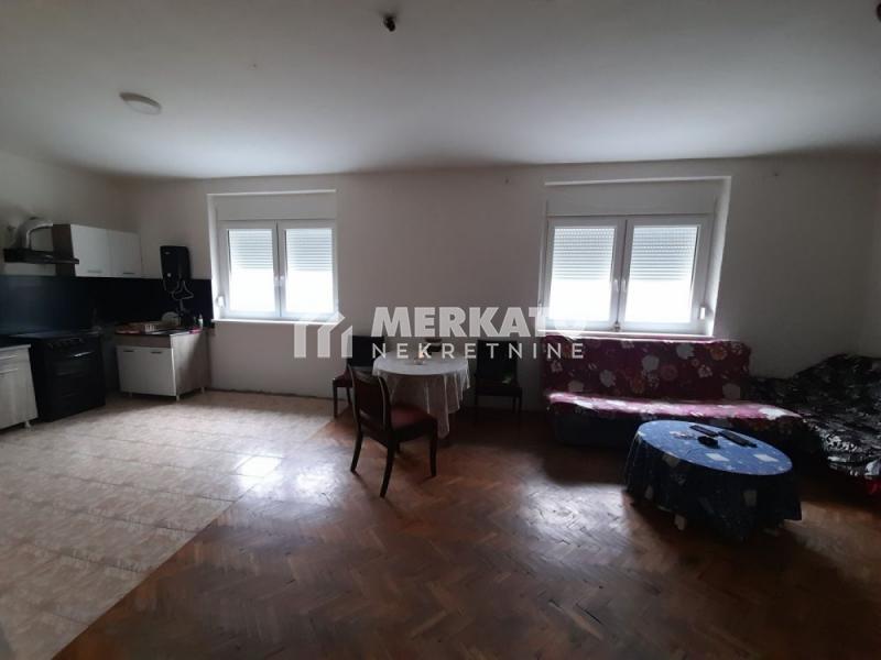 Prodaja,  kuća, 242m2, Gradnulica, Zrenjanin