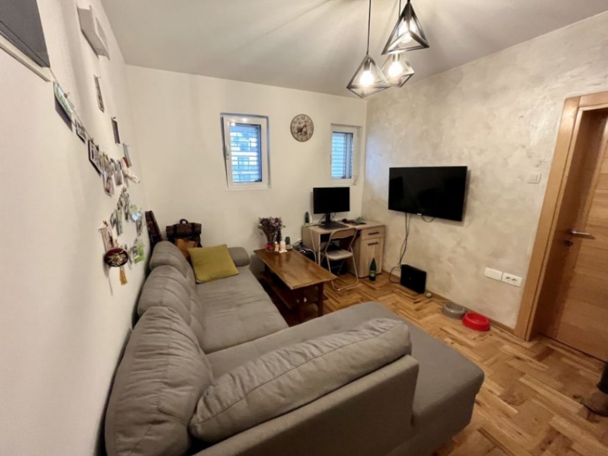 Izdavanje, dvosoban stan, 52m2, Golubovina, Budva Izdavanje, dvosoban stan, 52m2, Golubovina, Budva