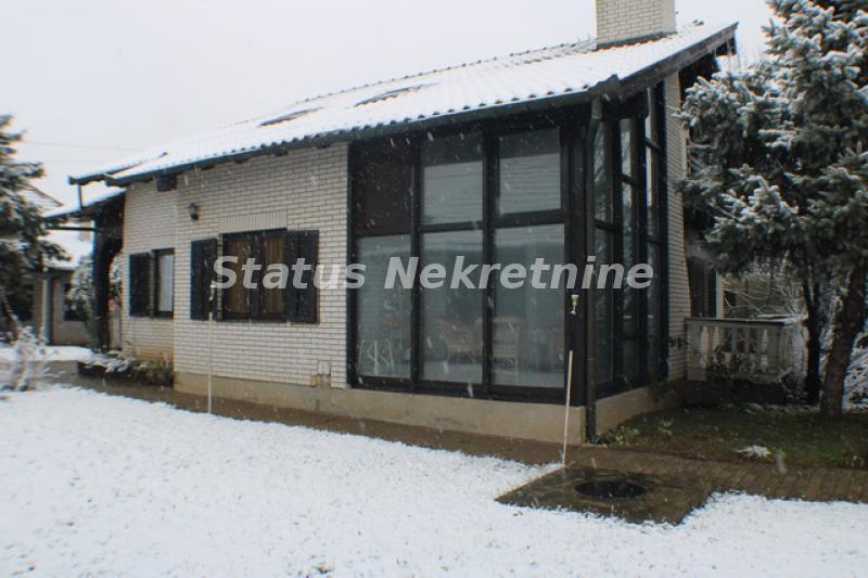 Prodaja,  kuća, 200m2, Kikinda