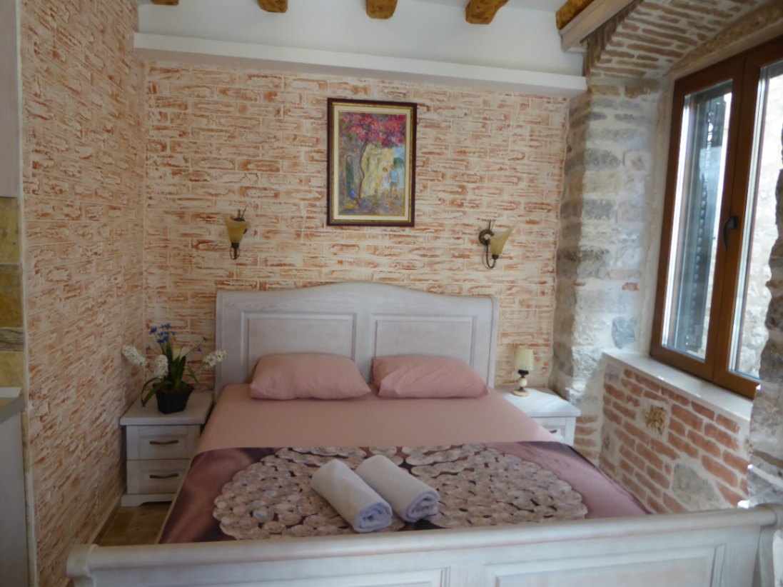 Stan na dan, garsonjera, 40m2, Stari Grad Kotor, Kotor Stan na dan, garsonjera, 40m2, Stari Grad Kotor, Kotor