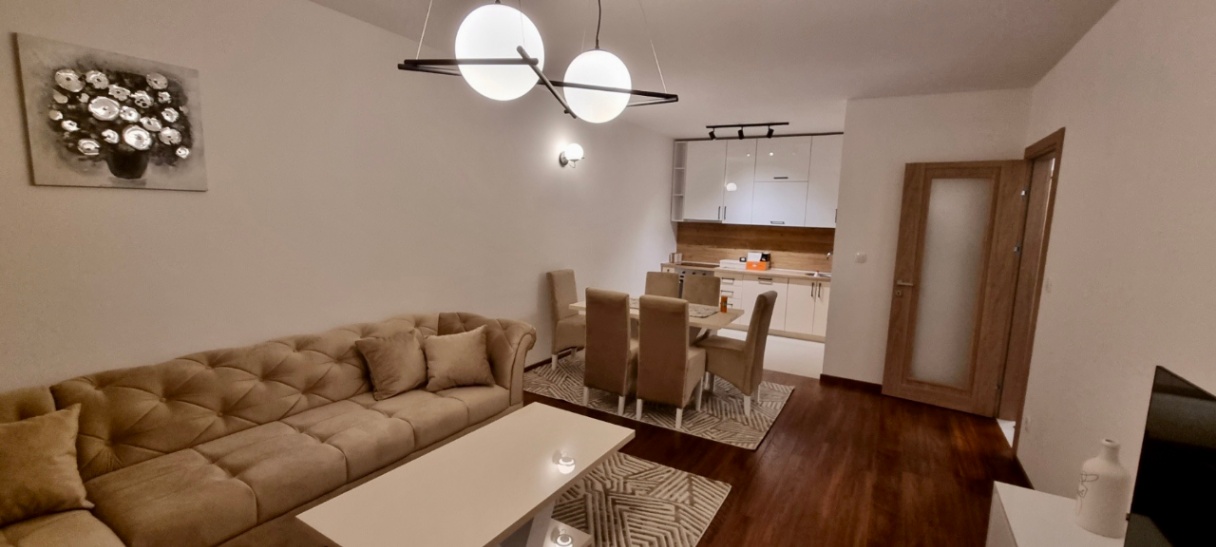 Izdavanje, dvosoban stan, 77m2, Master Kvart, Podgorica Izdavanje, dvosoban stan, 77m2, Master Kvart, Podgorica