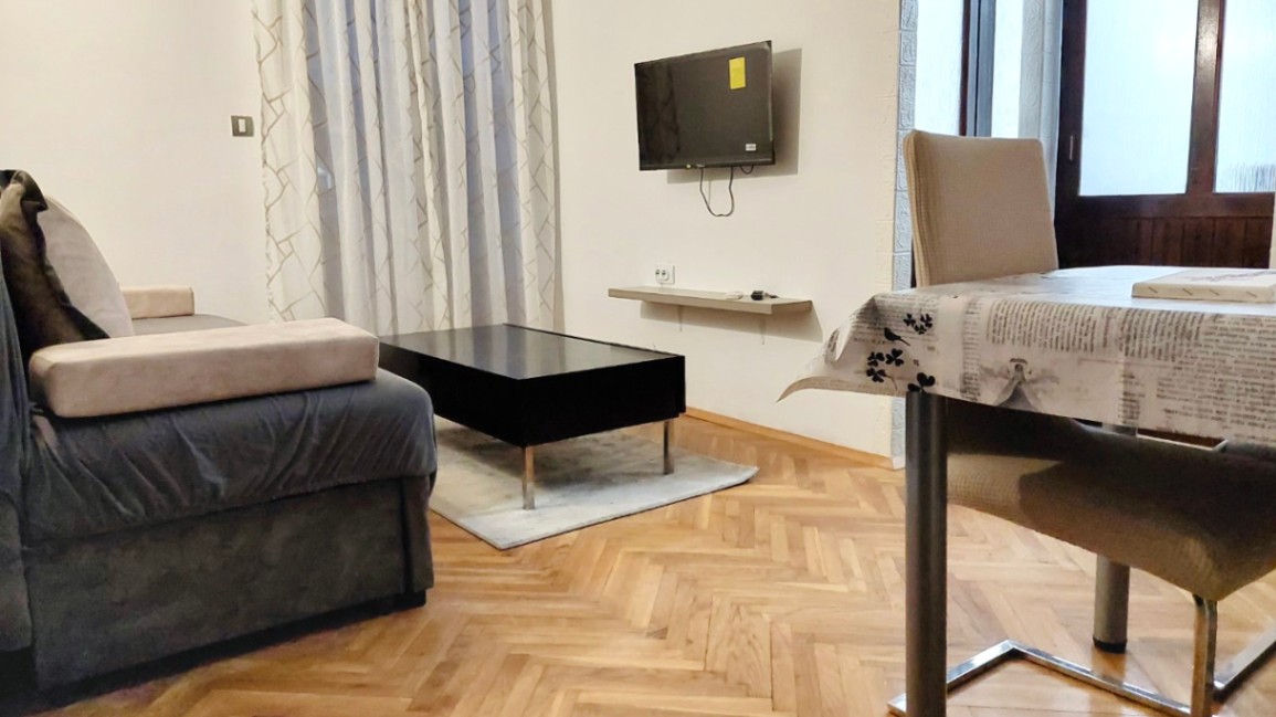 Izdavanje, dvosoban stan, 60m2, Zabjelo, Podgorica