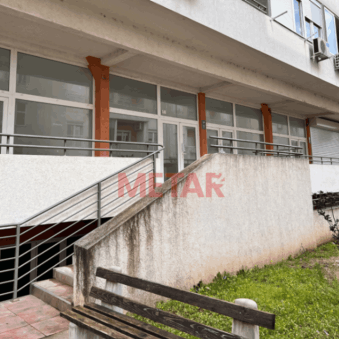 Izdavanje,  poslovni prostor, 23m2, Tuški Put, Podgorica