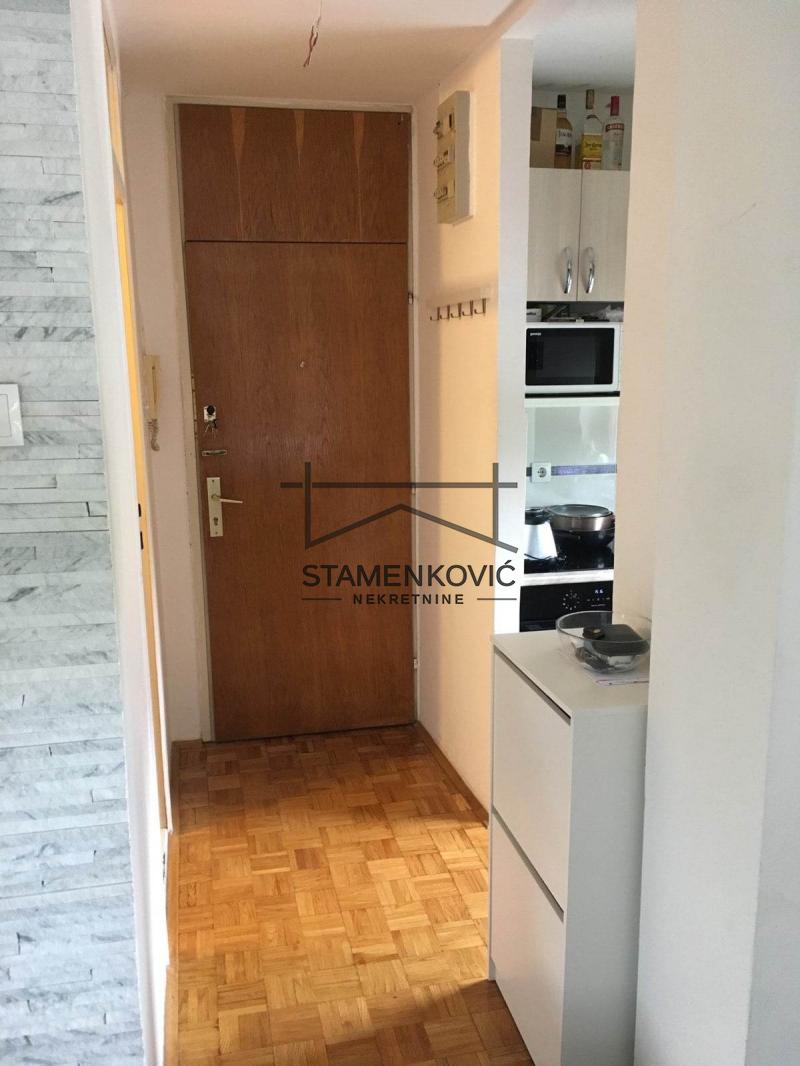 Prodaja, garsonjera, 23m2, Novo naselje, Novi Sad