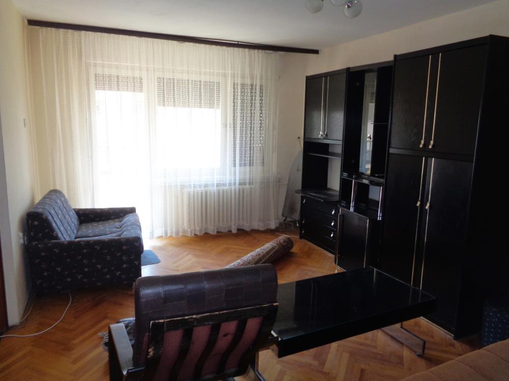 Izdavanje, trosoban stan, 86m2, Centar, Niš Izdavanje, trosoban stan, 86m2, Centar, Niš