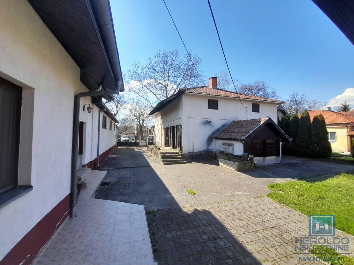 Prodaja, kuća, 200m2, Centar, Ćuprija Prodaja, kuća, 200m2, Centar, Ćuprija