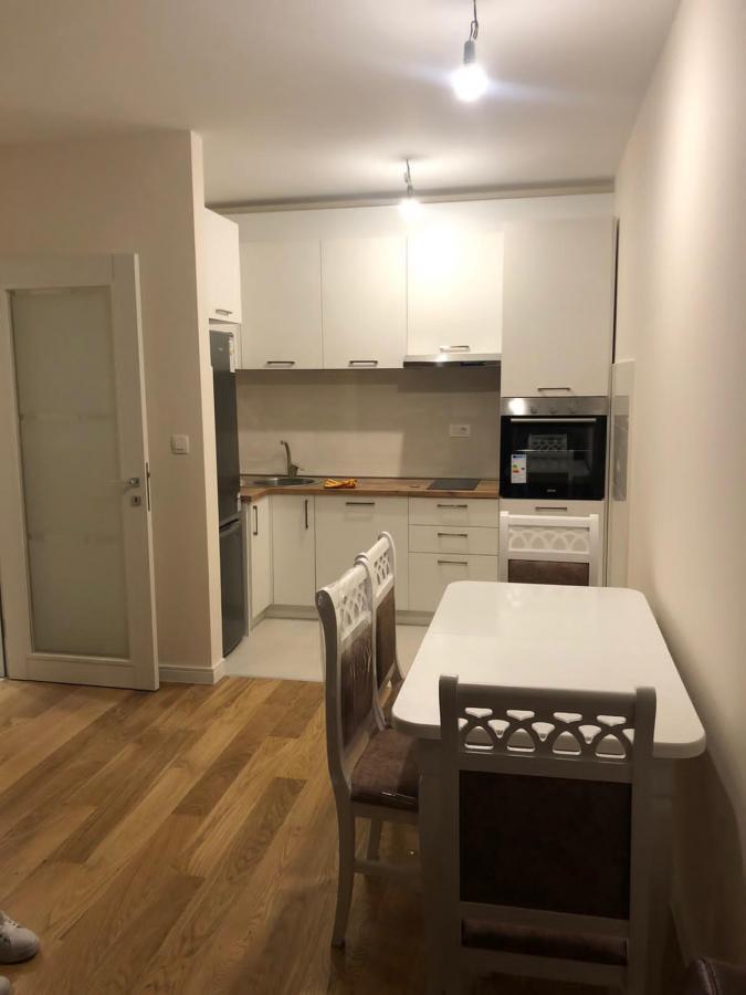 Izdavanje, jednosoban stan, 49m2, Kruševac, Podgorica