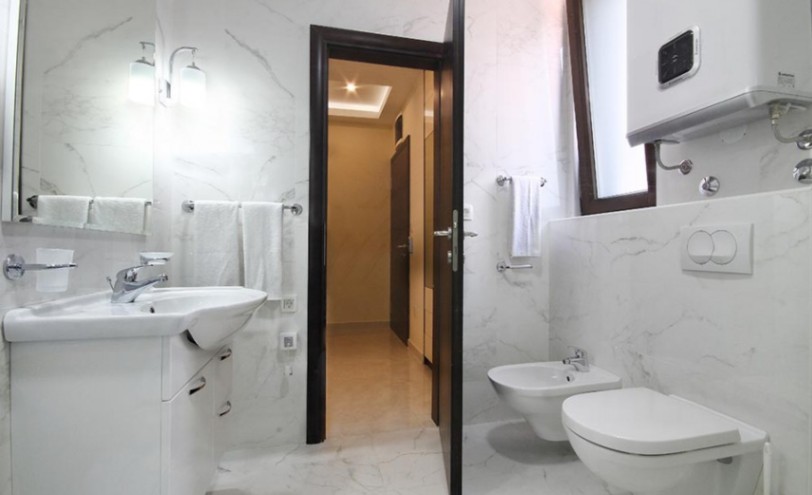 Prodaja, dvosoban stan, 84m2, Bečići, Budva