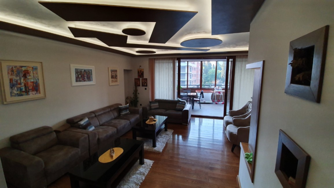 Izdavanje, kuća, 260m2, Centar, Podgorica Izdavanje, kuća, 260m2, Centar, Podgorica