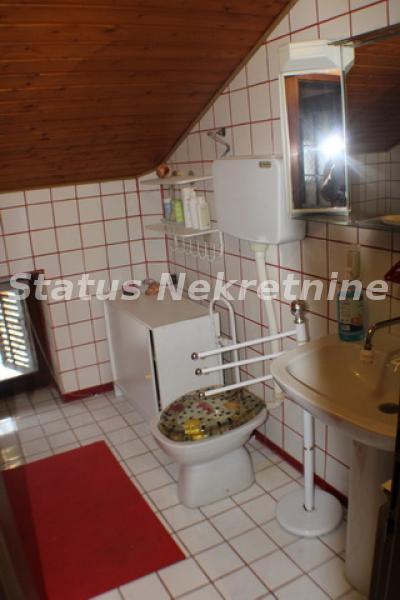 Prodaja,  kuća, 200m2, Kikinda