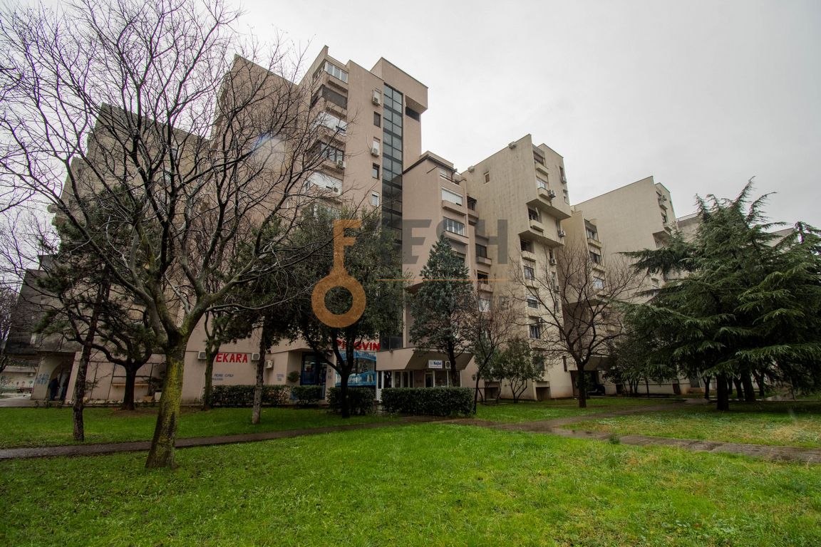 Prodaja, trosoban stan, 86m2, Blok 9, Podgorica Prodaja, trosoban stan, 86m2, Blok 9, Podgorica