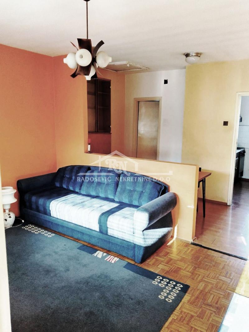 Prodaja, kuća, 108m2, Petlovo Brdo, Beograd Prodaja, kuća, 108m2, Petlovo Brdo, Beograd