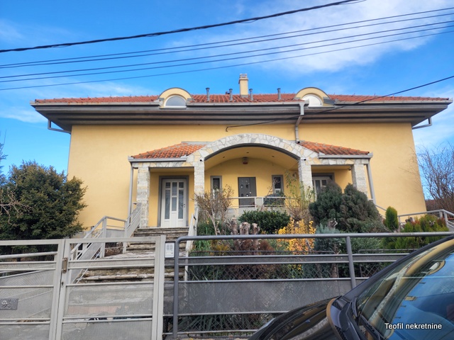 Prodaja, kuća, 450m2, Jajinci, Voždovac, Beograd Prodaja, kuća, 450m2, Jajinci, Voždovac, Beograd