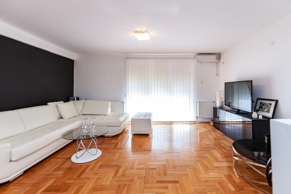 Prodaja, dvosoban stan, 75m2, Centar, Niš