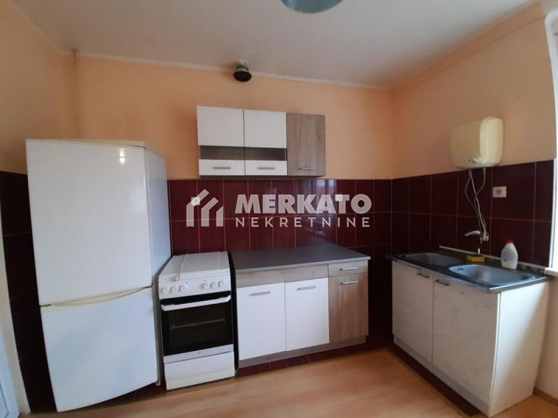 Prodaja,  kuća, 242m2, Gradnulica, Zrenjanin