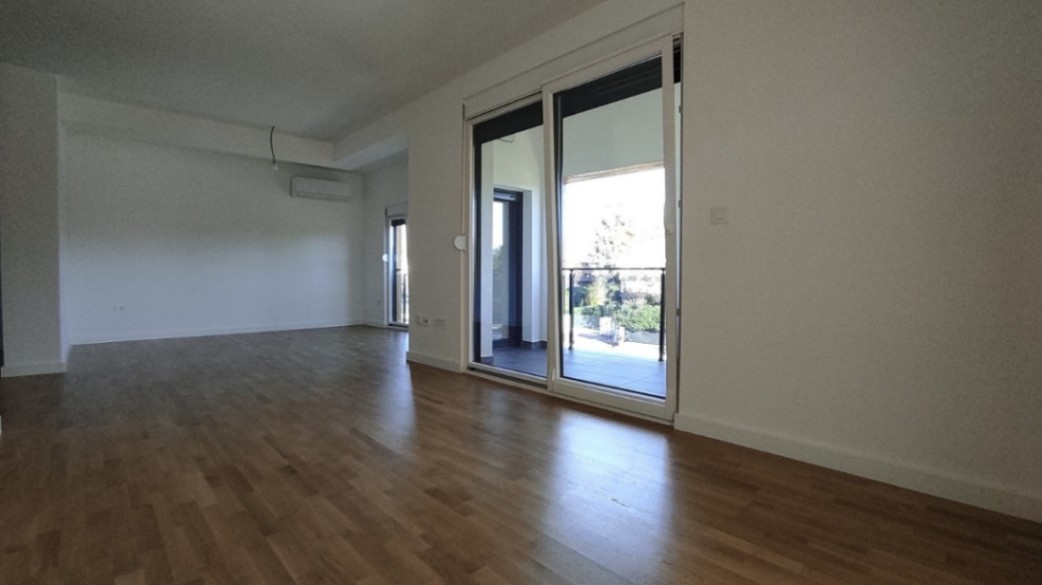 Prodaja, dvosoban stan, 89m2, Tološi, Podgorica