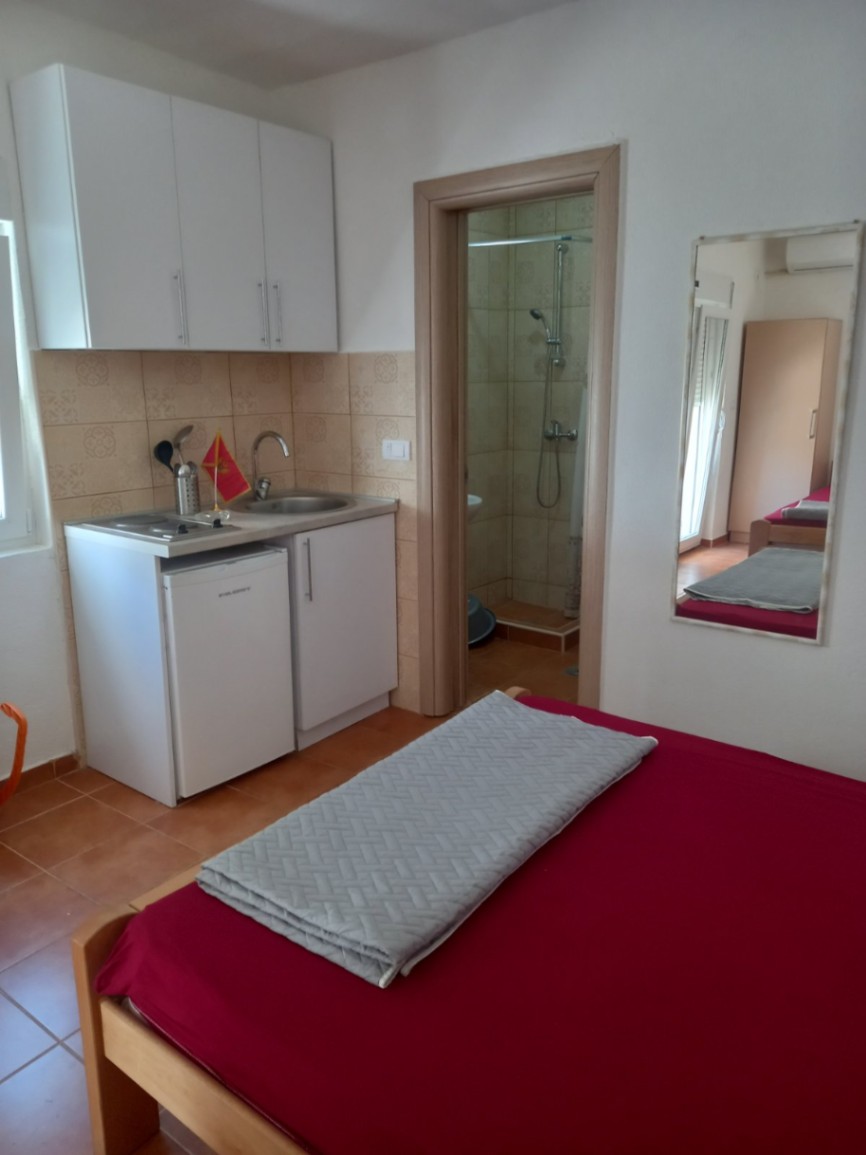  Apartment for Rent, 25m2, Sutomore, Bar