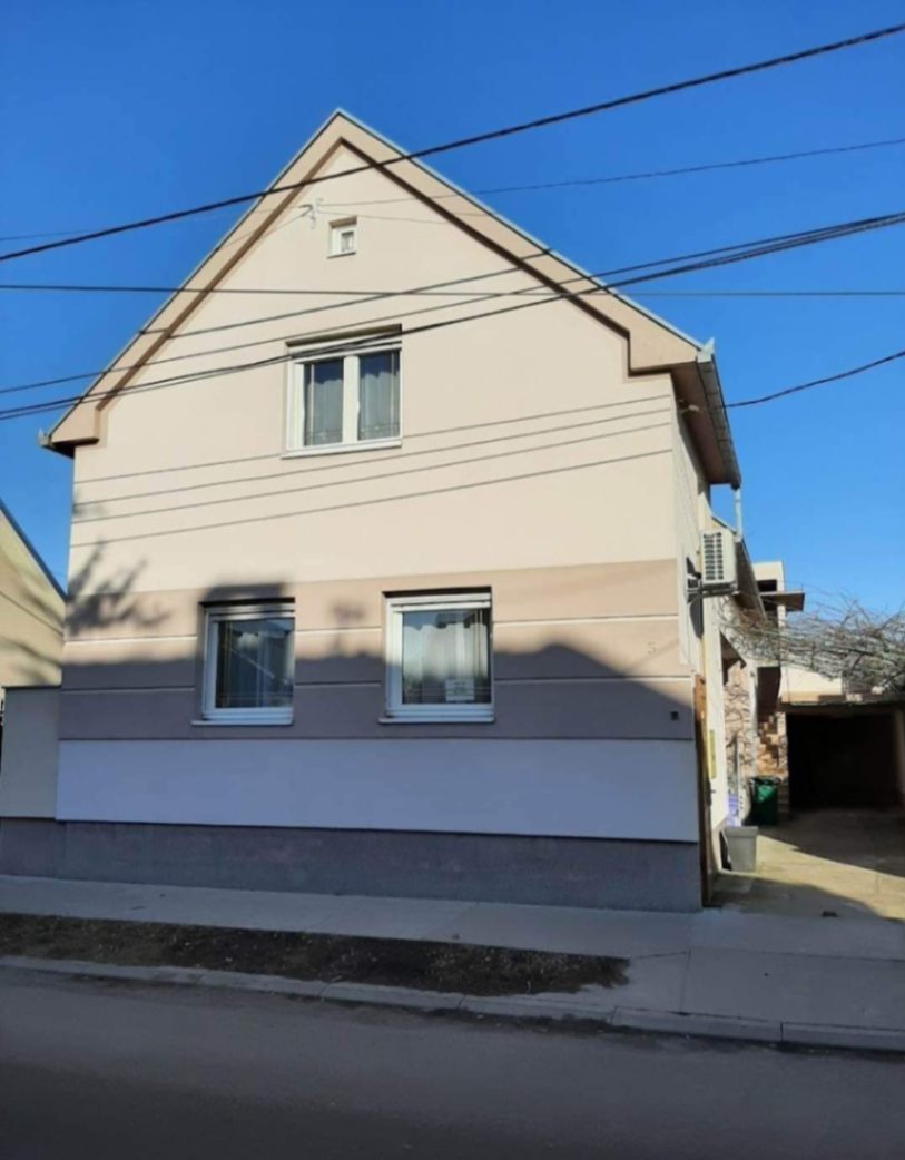  House for Sale, 150m2, Sremska Mitrovica